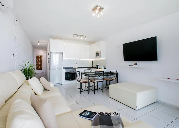 Апартаменты Sunset View Адехе