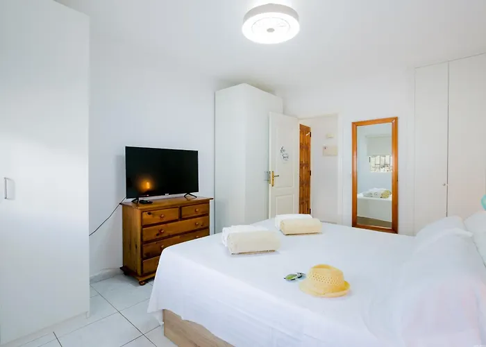 Апартаменты Sunset View Адехе